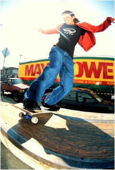jessie van roechoudt fs boardslide